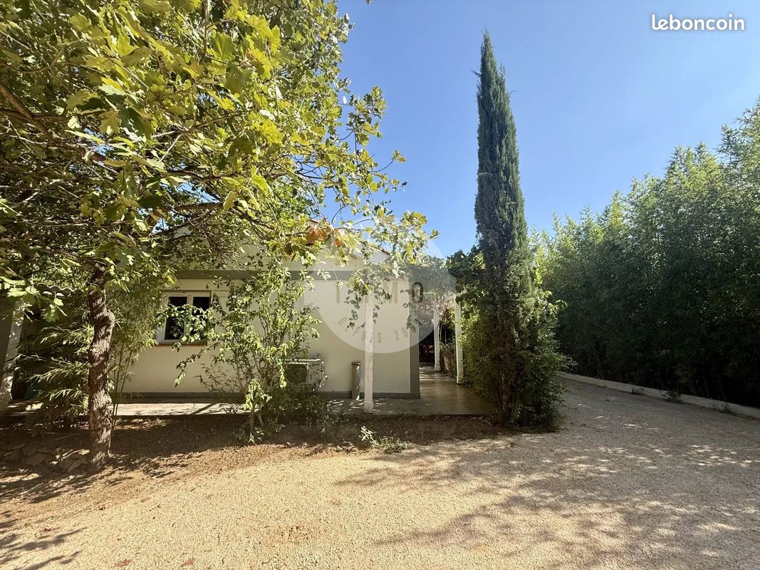 Maison 3 pièces 110 m² · à Roquevaire · 110 m² · 470 000 €