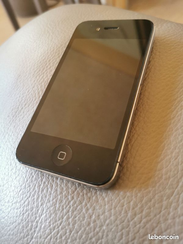 IPhone d'origine A1332 pour pièces vendu tel que sur les photos (image 1)