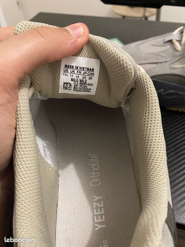 Yeezy, Boost, 700 taille 45 (image 6)