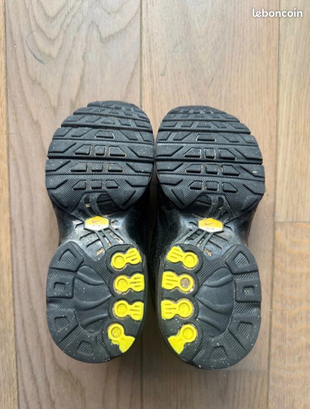 Nike TN Triple Black 🖤 (image 10)