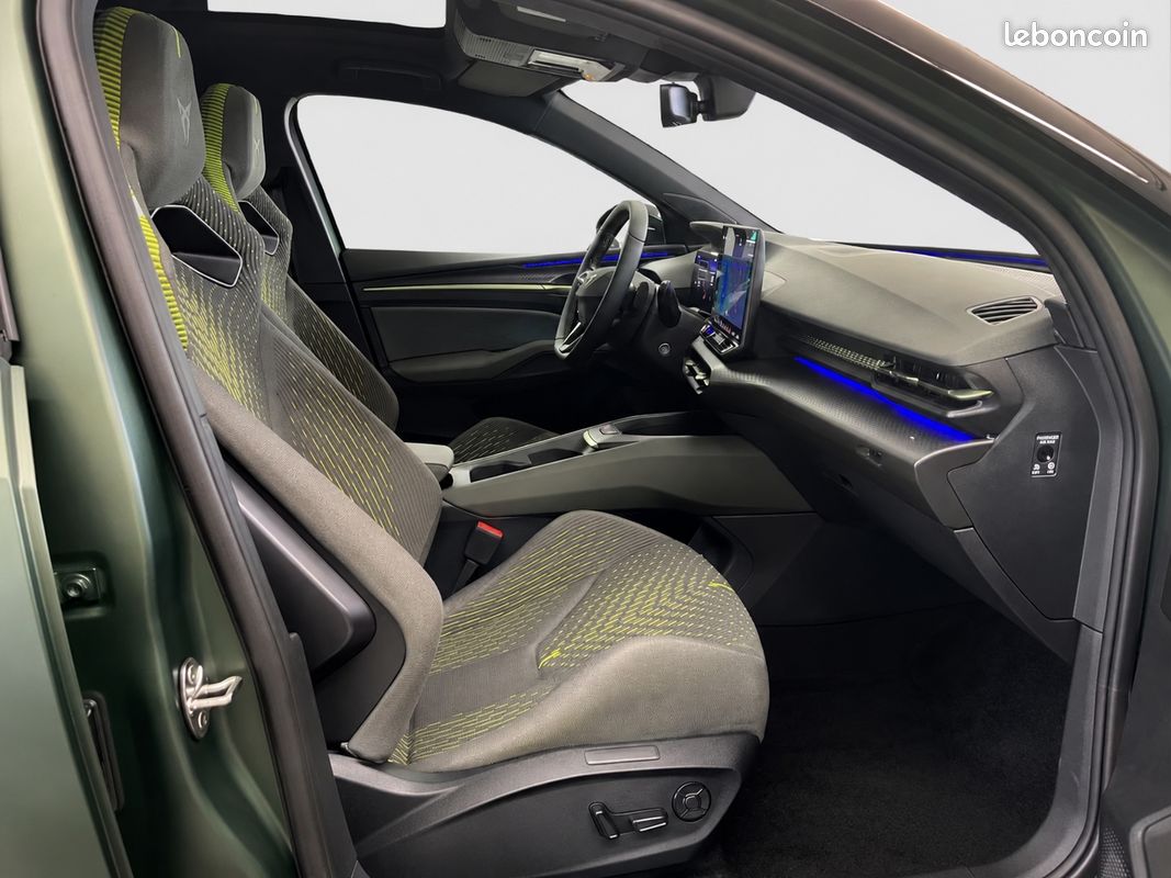 Cupra Raval VZ Extreme 166 kW 225 ch - LOA ou LLD Possible - TVA Récuperable - Ahead DCC ACC 360 Attelage Toit Panoramique Navigation - Suivie et Garantie Constructeur jusqu'en 06/2028 (image 9)