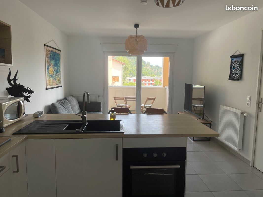 Appartement 2 pièces 40 m² · à Chambéry · 40 m² · 900 €/mois