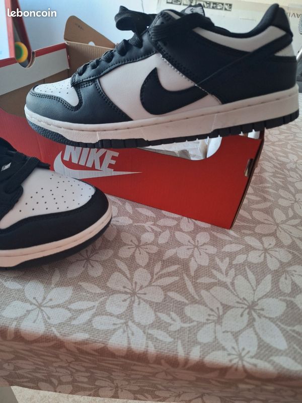 Basket nike T39 comme neuf femme ou homme (image 1)