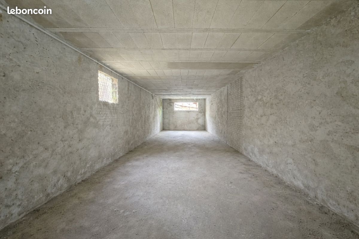 Local commercial 1 pièce 36 m² · à Saint-Martin-d'Uriage · 36 m² · 40 000 €