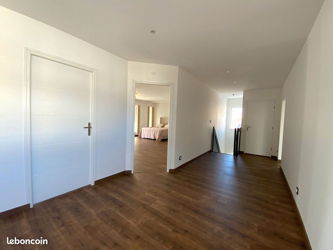 Maison 7 pièces 268 m² (image 11)