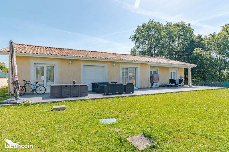 Maison 6 pièces 166 m² · à Carbon-Blanc · 166 m² · 421 200 €