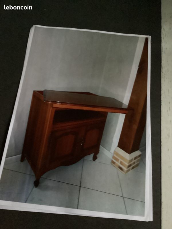 Meuble Tv pivotant (image 1)