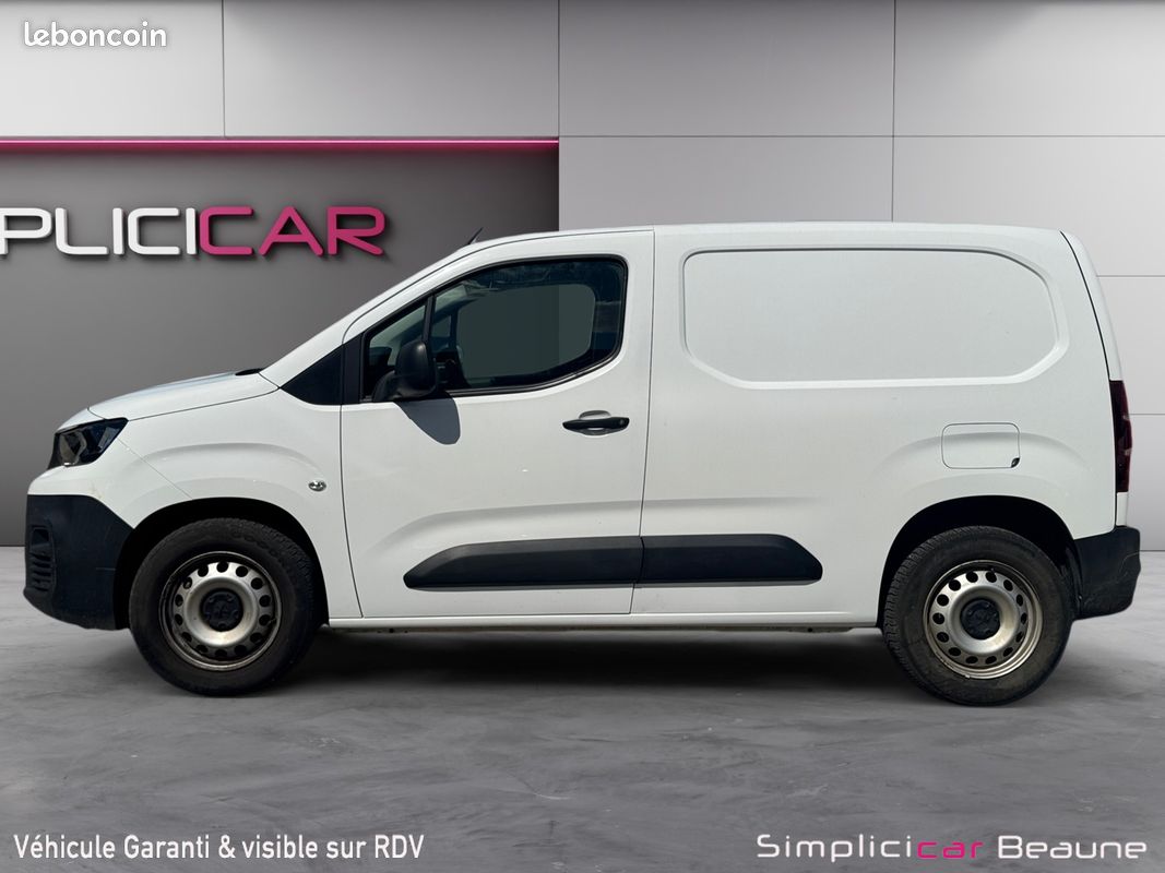 PEUGEOT PARTNER CAMIONNETTE/MONOSPACE STANDARD 1000KG 1.5 BLUE HDI 100 GRIP 100Ch Garantie 12 mois (image 4)