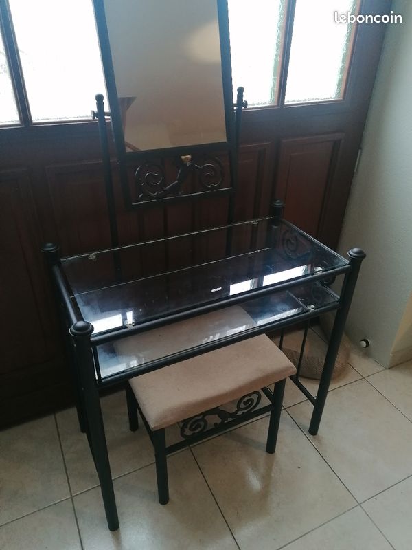 Coiffeuse (image 1)