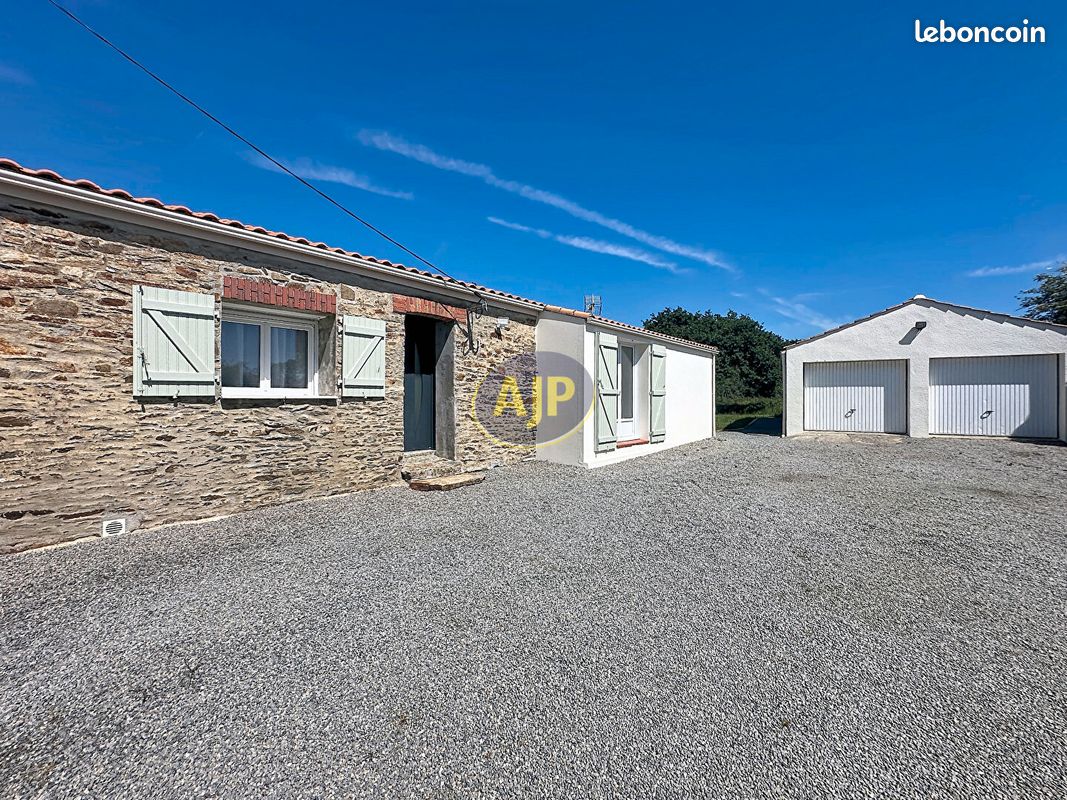 Maison 4 pièces 125 m² · à Saint-Hilaire-de-Chaléons · 125 m² · 319 000 €