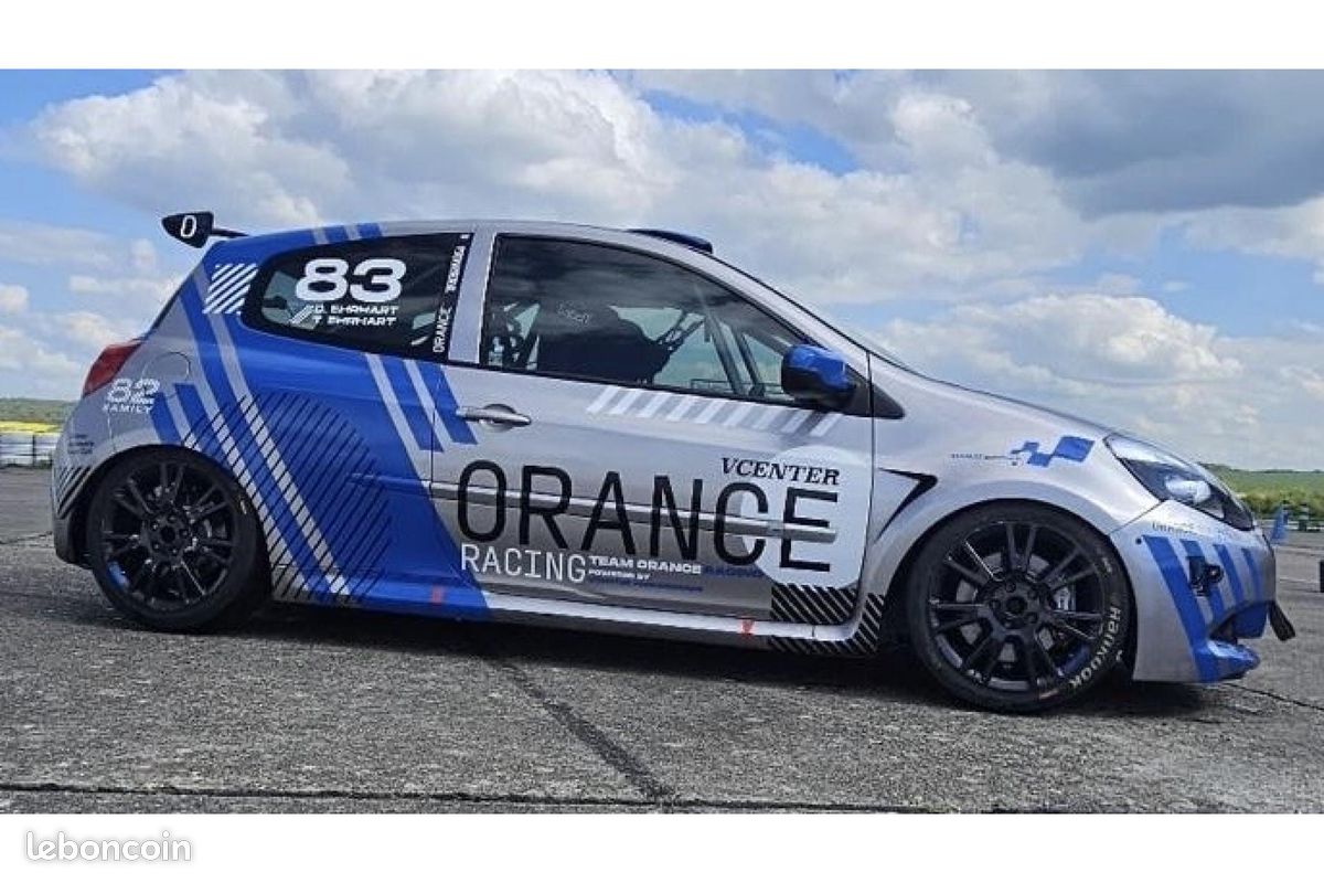 RENAULT CLIO 2.0i 16V - 203 Renault Sport Cup 2010 - X85 Prête à courir (image 8)