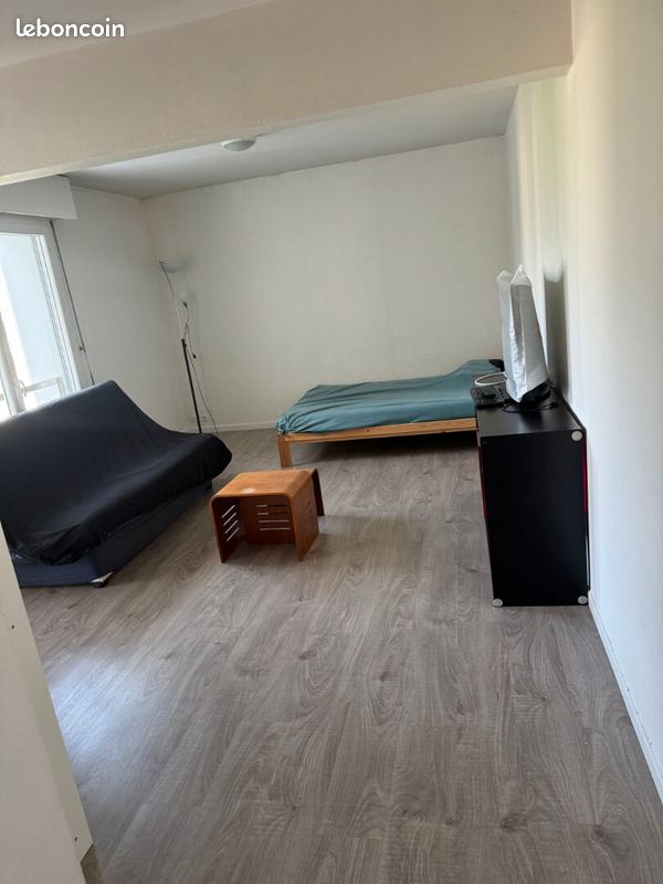 Appartement 1 pièce 40 m² · à Saint-Genis-Pouilly · 40 m² · 809 €/mois