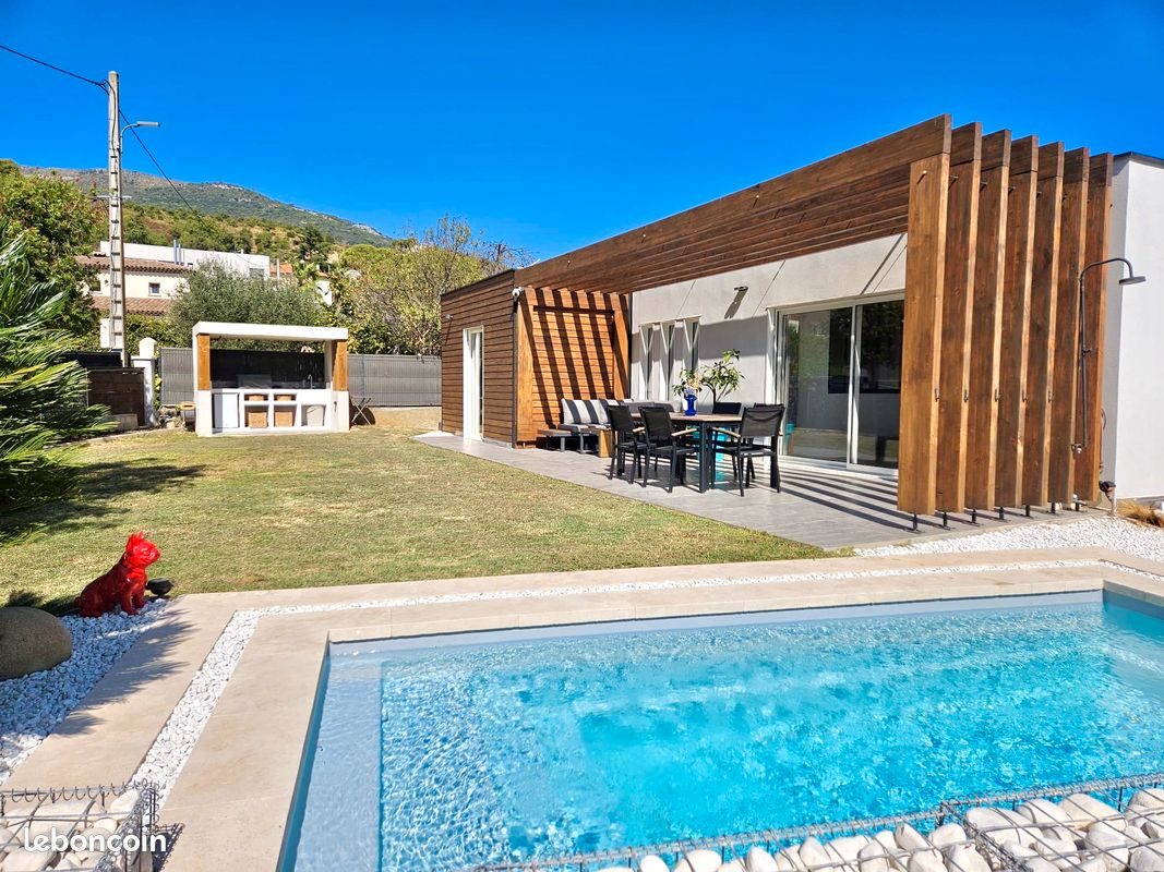 Maison 4 pièces 100 m² · à Carros · 100 m² · 649 000 €
