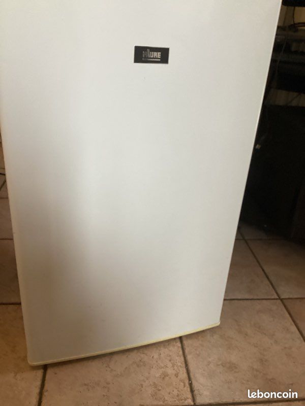 Frigo avec petit congélateur, marque FAURE (image 3)