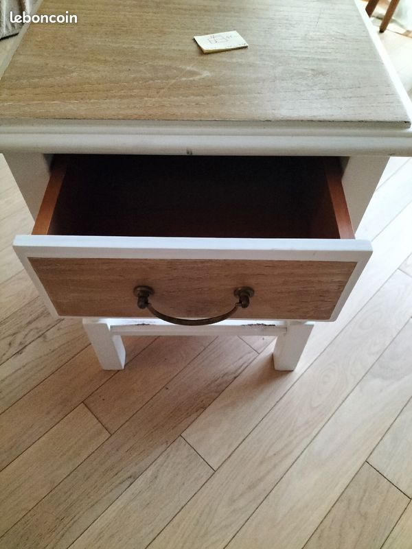 Table de chevet en blanc (image 5)