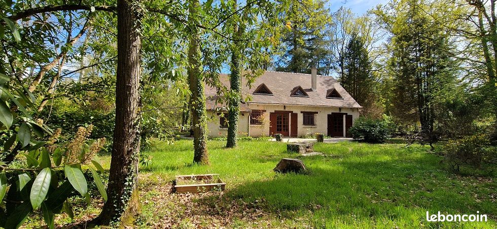 Maison 8 pièces 150 m² · à Noisy-sur-École · 150 m² · 390 000 €
