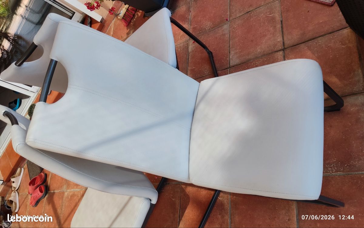 Chaise de salon (image 1)