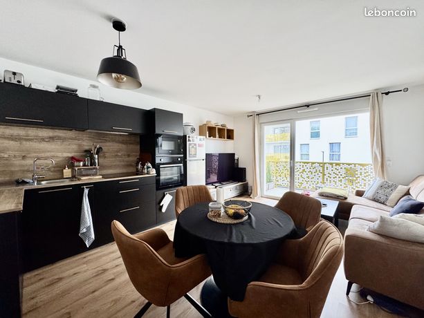 📍 T2 NEUF MEUBLÉ 46m² - CENTRE LILLE - BALCON & 2 PARKINGS