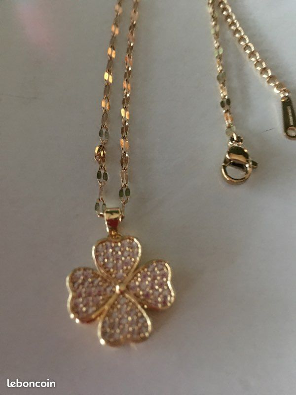 Chaîne avec pendentif , Coeur ,en Acier inoxydable doré (image 3)