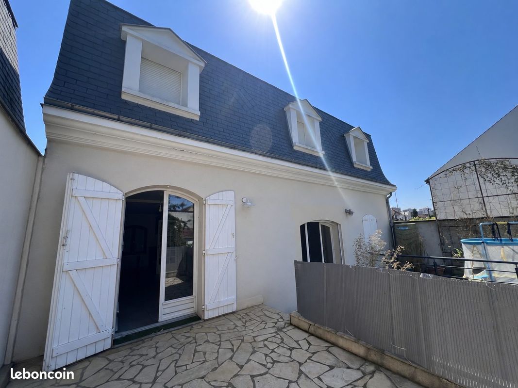 Maison 5 pièces 117 m² · à Créteil · 117 m² · 2 500 €/mois