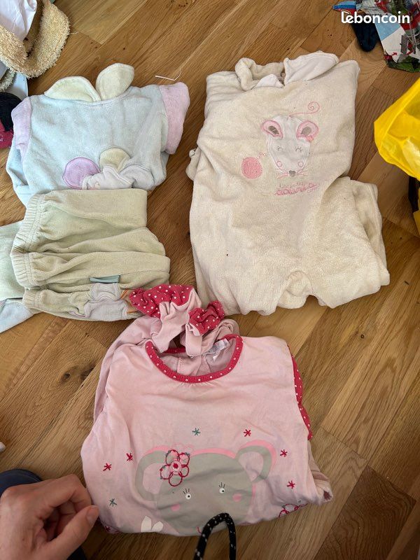 Lot de 3pyjamas taille 12 mois (image 1)