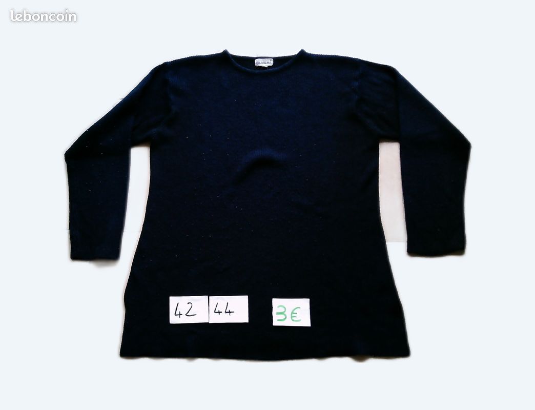 Lot n°743: pull fille taille 42/44 (image 1)