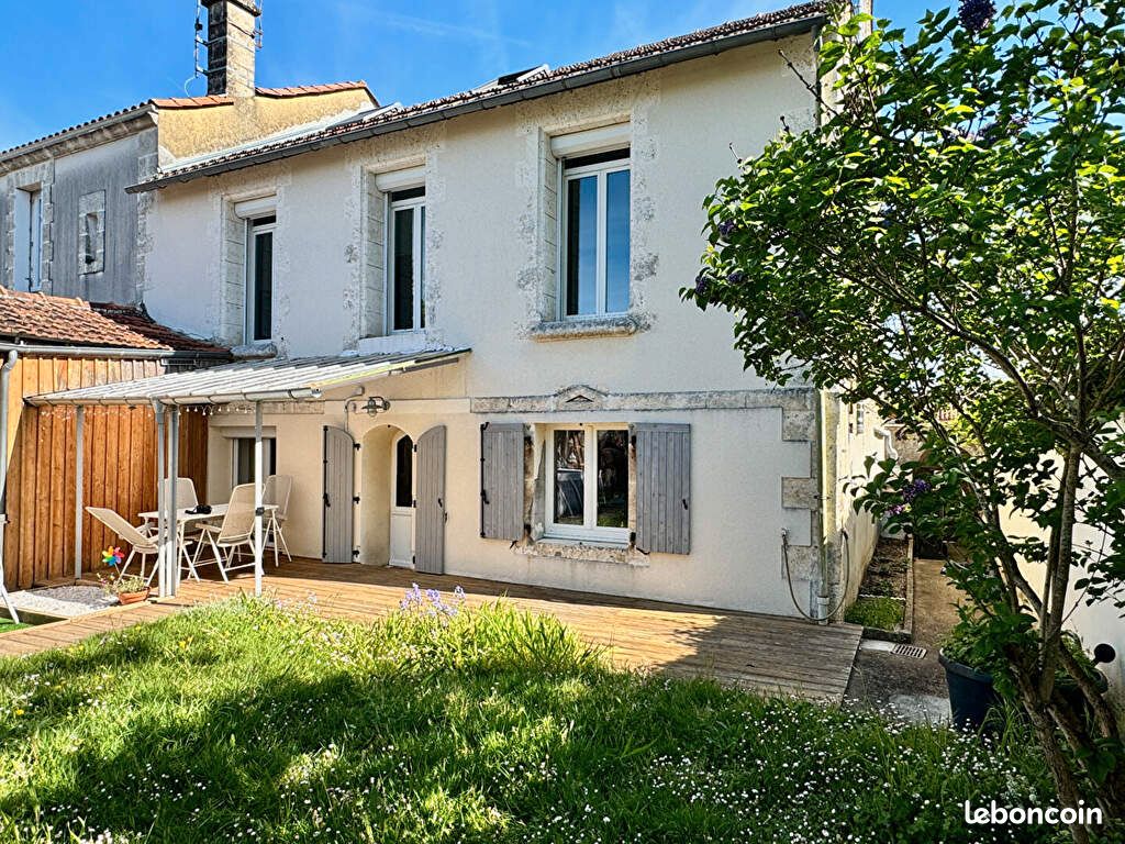 Maison de ville 7 pièces 158 m² - Angoulême 16000 (image principale 0)