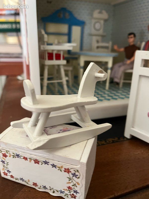Toddmomy Miniature Décoratif Vintage pour Maison de Poupée Accessoire Pratique et Modèle Cosy pour Scène Miniature