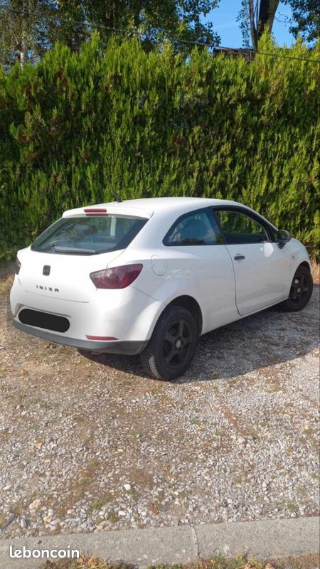 Seat ibiza (image 2)