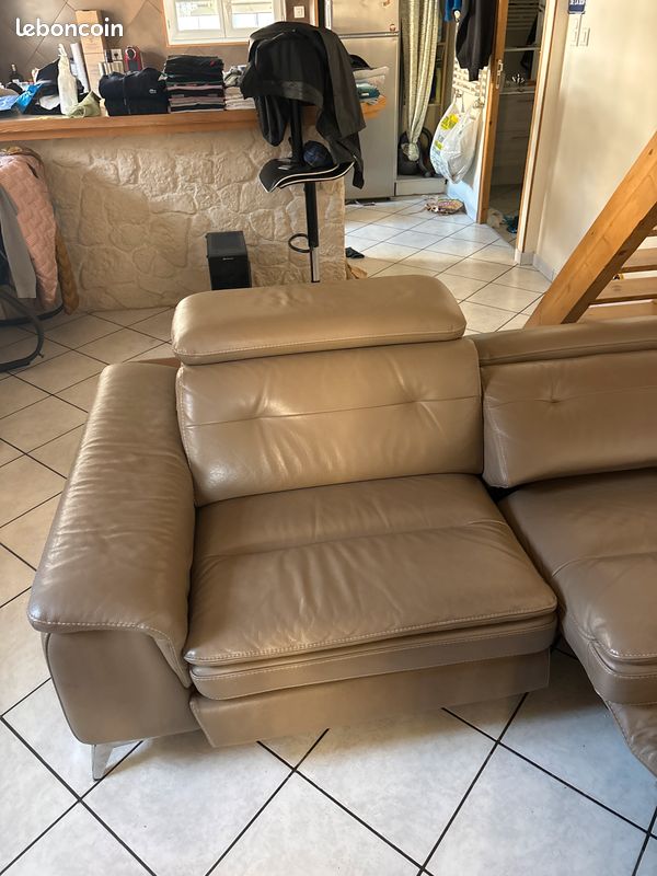 Canapé 2 places en cuir avec relax électrique – Très bon état (image 3)
