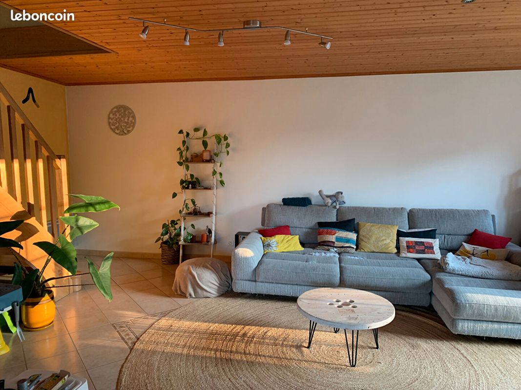 Maison 3 pièces 113 m² · à Saint-Ciers-du-Taillon · 113 m² · 642 €/mois