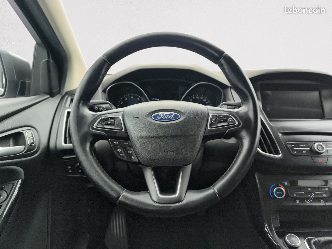 FORD Focus 1.0 EcoBoost 125 S&S Titanium (image 11)