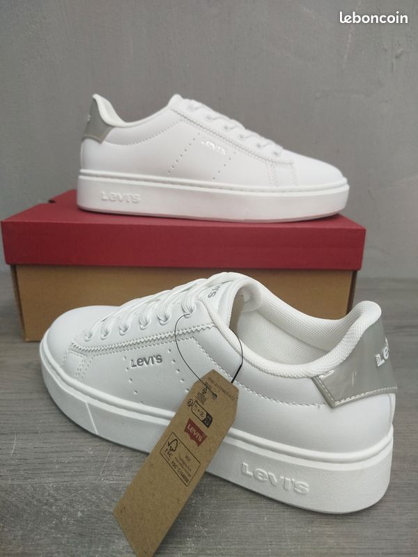 Magnifique basket Levi's taille 36 blanche et grise femme (image 1)