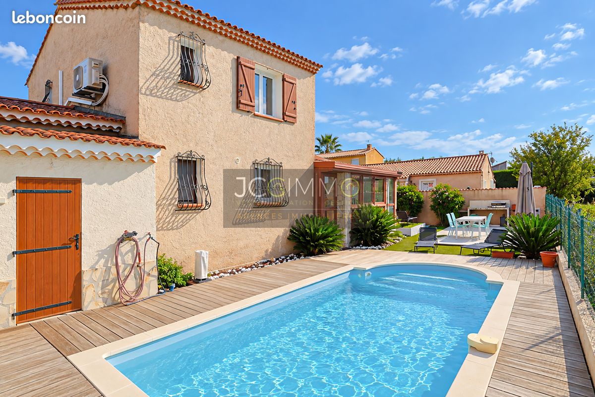 Maison 4 pièces 134 m² · à Solliès-Pont · 134 m² · 449 900 €