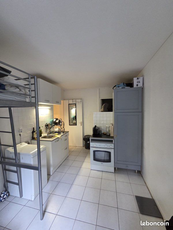Appartement 1 pièce 18 m² · à Montigny-le-Bretonneux · 18 m² · 780 €/mois