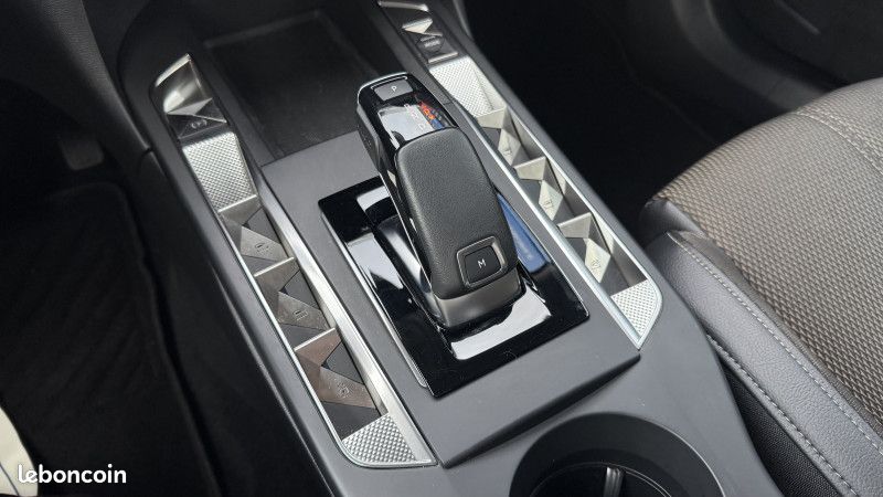 Ds DS 3 CROSSBACK BLUEHDI 130CH BUSINESS AUTOMATIQUE (image 20)