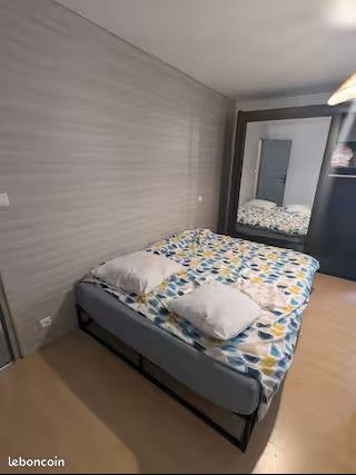 Appartement T3 72m2 centre Millau (image 3)