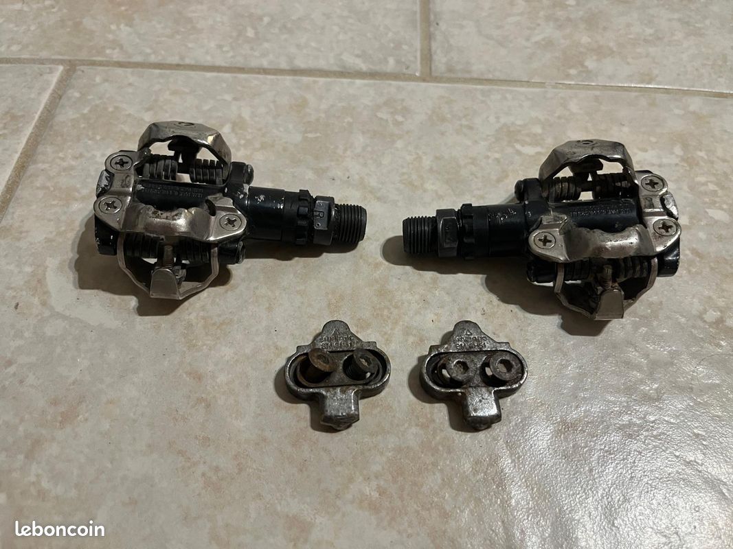 SHIMANO Paire de Pédales SPD-M520 Argent
