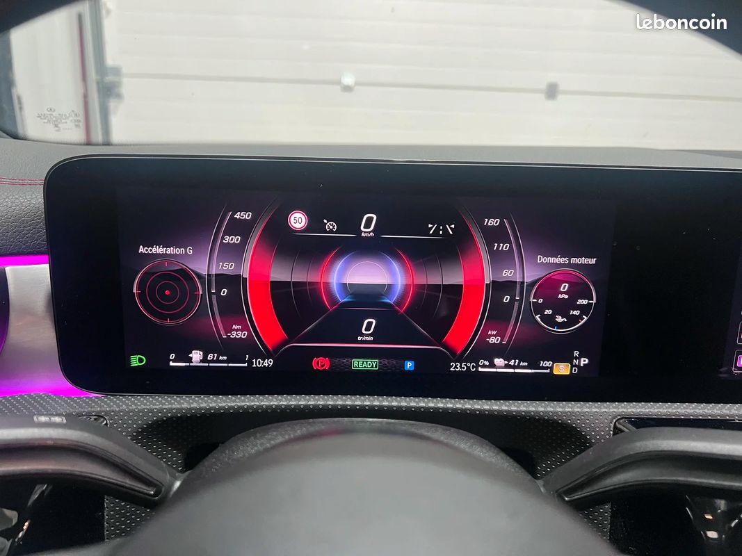 Mercedes-Benz CLASSE CLA 250e AMG Line - Suivi chez Mercedes - Full Options - Camera 360° - Carplay - Toit Ouvrant - Sieges avant Chauffants - Affichage tête haute (image 20)