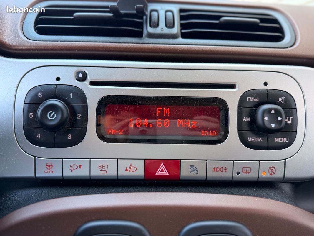 FIAT PANDA CROSS 0.9 TWINAIR 90CH 4X4 START-STOp (image 20)