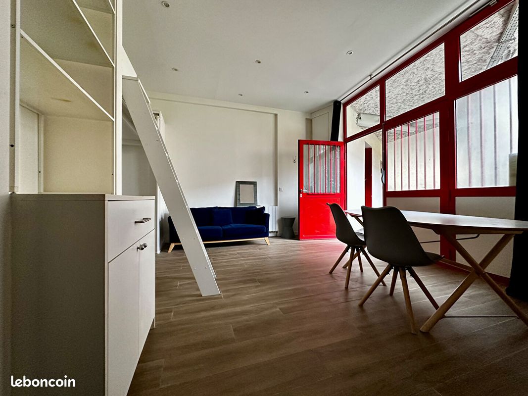 Appartement 1 pièce 31 m² · à Paris · 31 m² · 299 000 €