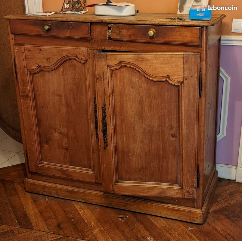 Buffet 120. 125 52. 120 euros (image 1)