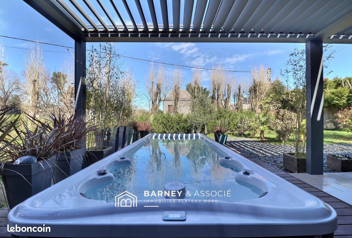 Maison 8 pièces 221 m² · à Mont-Saint-Aignan · 221 m² · 595 000 €