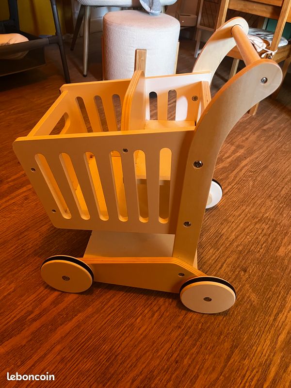 Caddie en bois (image 1)