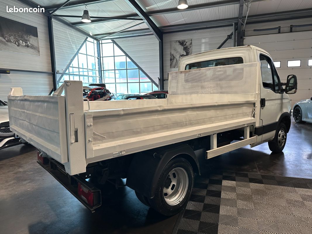 IVECO DAILY CHASSIS CABINE 35 C 13 EMP 3450 QUAD-TOR BVM6 camion benne - grande benne - tres bon etat - roue jumelés (image 10)