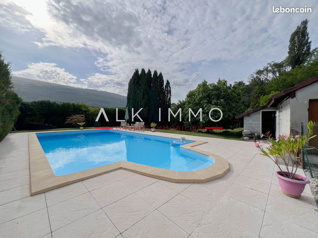 Maison 6 pièces 164 m² · à Seyssel · 164 m² · 445 000 €