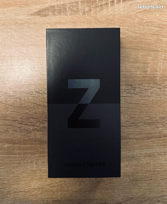 Samsung Galaxy Z Flip 3 5G- 128go - Très bon état (image 1)