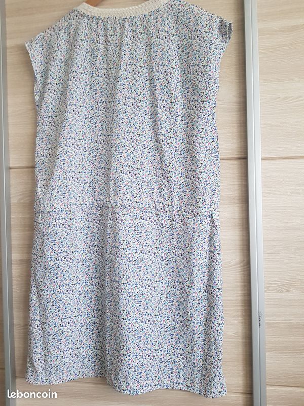 Robe sans manches et hippie (image 2)