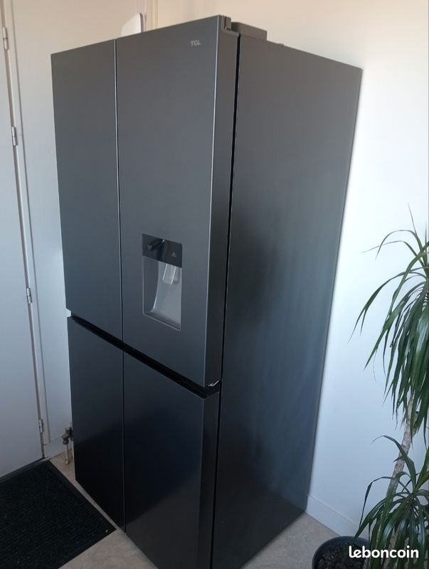 Vend frigo congélateur (image 1)
