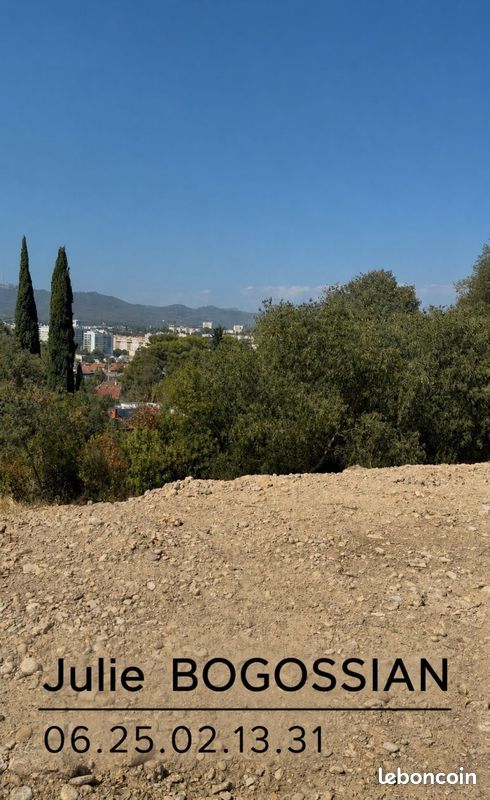 Terrain à bâtir de 880 m² à MARSEILLE 12E (13) · 450 000 €